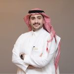 طلال الضاحي يقدم ورشة عمل حول صناعة السياحة في مقر قناة الرؤية بالمنطقة الشرقية